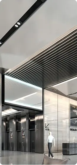 (访客/内部人员)到达大楼